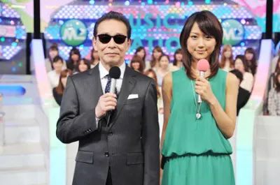 ミュージックステーションの司会のタモリ、竹内由恵アナ（写真左から）