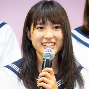 土屋太鳳の『チア☆ダン』オフショットに大反響!「美女が多すぎてあふれてる(笑)」