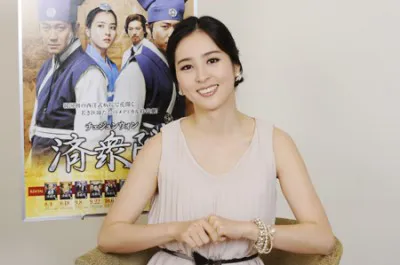 医療時代劇「済衆院／チェジュンウォン」で朝鮮初の女医となる貴族の娘、ユ・ソンナンを演じたハン・ヘジン