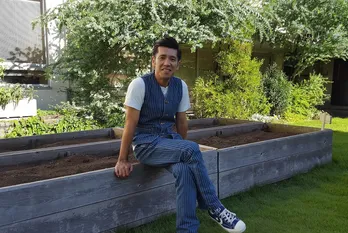 脚本作りも稽古も「全然面白くない」？　ガレッジセール・ゴリがおきなわ新喜劇を続ける理由