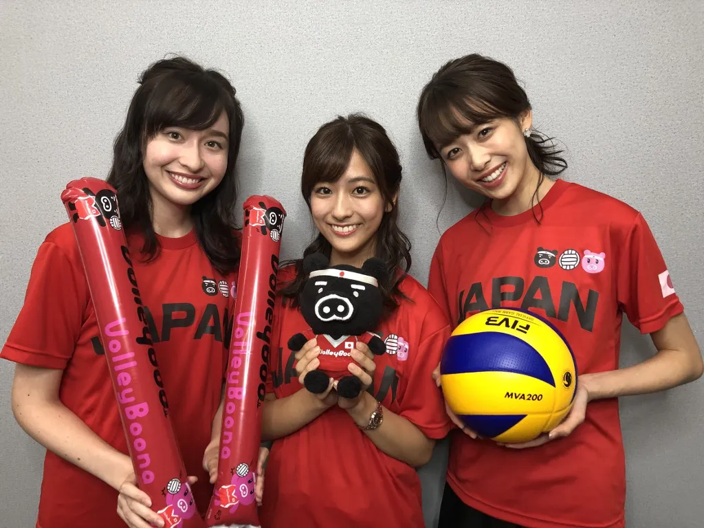 【写真を見る】TBS新人アナウンサーの宇賀神メグ、田村真子、良原安美(写真左から)は初々しい表情！