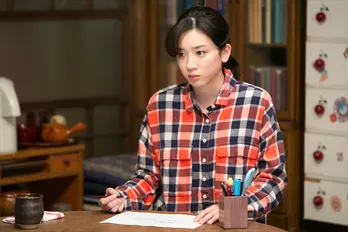 <半分、青い。>“全身緑”の小西真奈美にファン「妖精かと思った!」名言に共感の声も