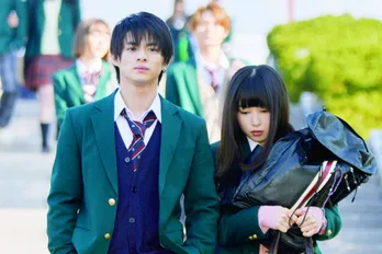 “こじらせドS男子”平野紫耀、桜井日奈子との登校ツーショット解禁!