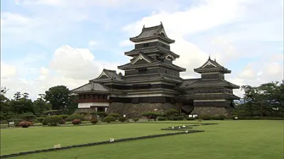 【写真】石川親子が手掛けた国宝「松本城」の美の世界にも迫る
