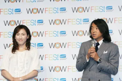 「WOW FES！　2010」 スペシャル・アクティビティに参加する杉山愛と北澤豪（写真左から）
