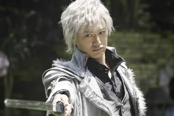 「牙狼」最新作「神ノ牙-JINGA-」10月4日放送開始！「影煌騎士・狼是」鎧のビジュアル＆予告編が解禁!!