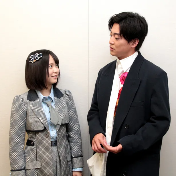 【写真を見る】共演シーンは少なかった大東駿介と倉野尾成美だが、インタビューでは話が弾んだ