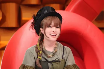 きゃりーの人生を変えた芸能人とは? ゴールデンボンバーのライブパフォーマンスも