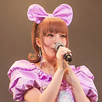 きゃりーぱみゅぱみゅ＆藤田ニコル「二大カリスマ」ツーショットに大反響