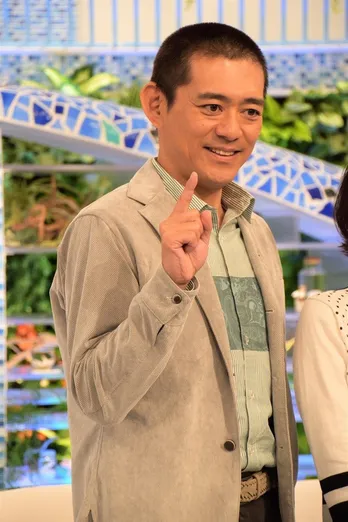 博多華丸・大吉に視聴者「仲良すぎか(笑)!」お互いの“実家”電話番号を暗記