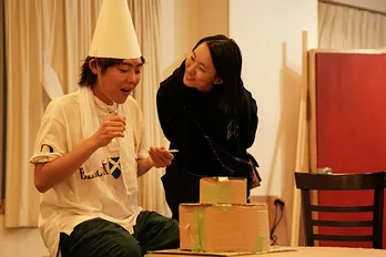 坂元裕二と豊原功補が初タッグ！　舞台「またここか」上演スタート！