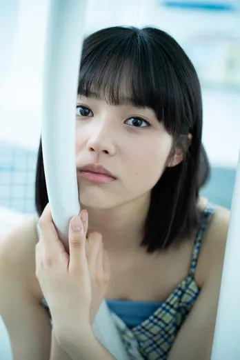 ニコラモデル・秋田汐梨が本格グラビア撮影に挑戦「日常を切り取ったような作品で新鮮でした」＜原石少女インタビュー＞