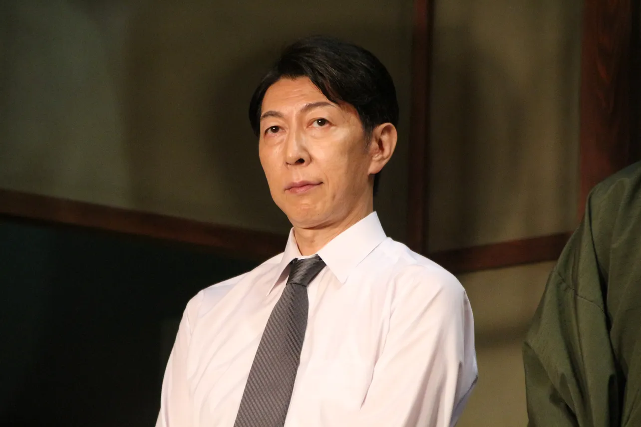 篠井英介が、原作でのファンも多い“松田さん”役を演じている