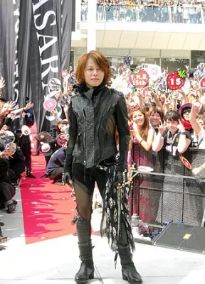 T.M.Revolutionが戦国BASARAと最強コラボ! 1万5000人が炎天下を忘れてライブに大熱狂