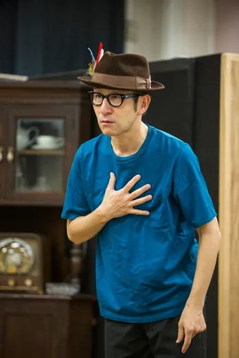 名バイプレイヤー・矢柴俊博がドギマギしちゃう女優と共演!