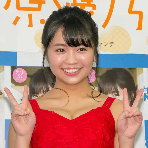 あどけない表情にすごいスタイルの大原優乃