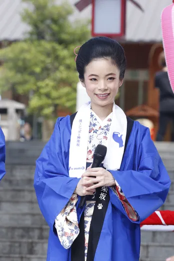 艶やかな美しさで魅了!“芸者”趣里「三味線&日舞のお稽古は本当に身が引き締まりました」