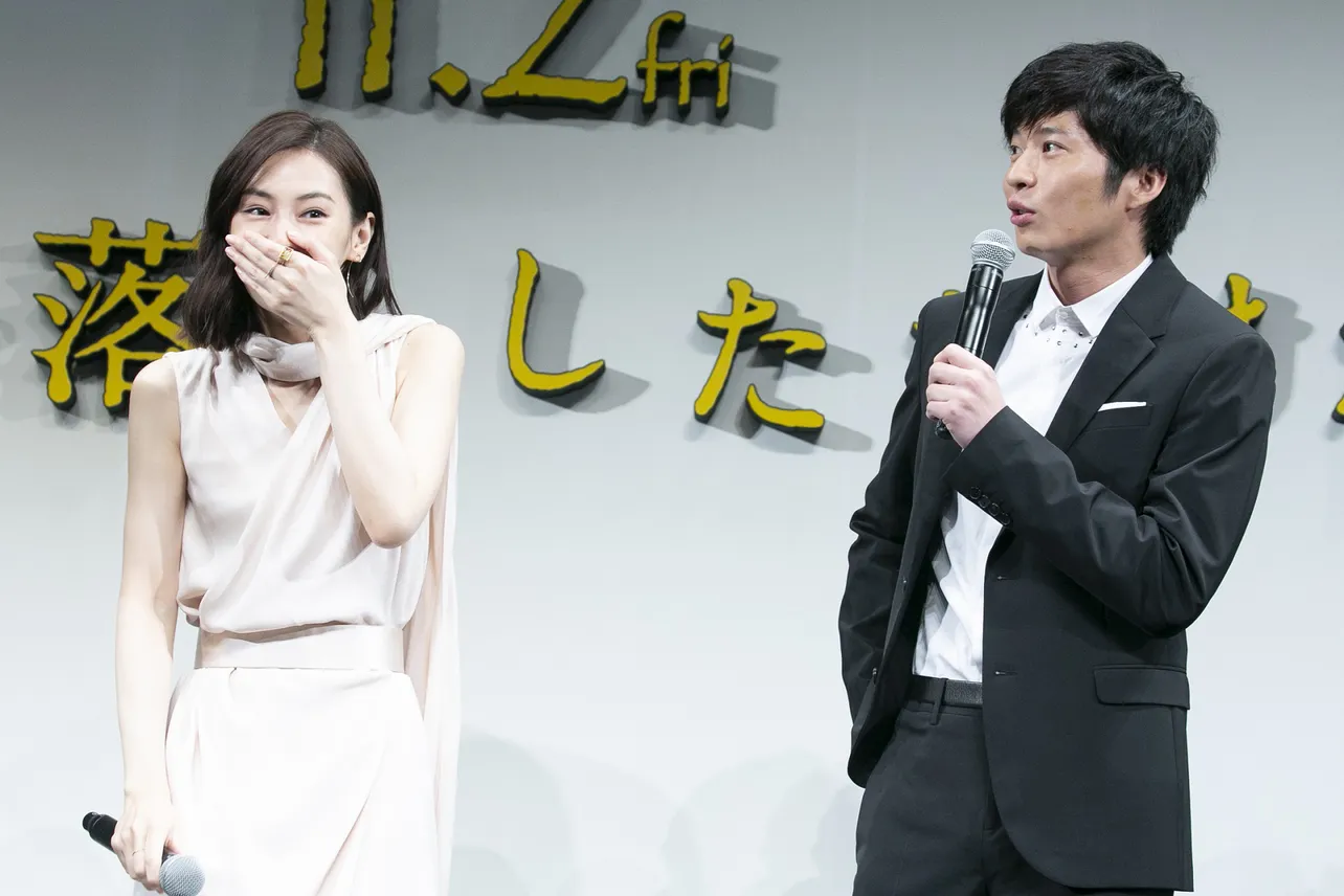 映画「スマホを落としただけなのに」に出演した北川景子、田中圭。田中の思わぬ発言に北川がビックリ!?