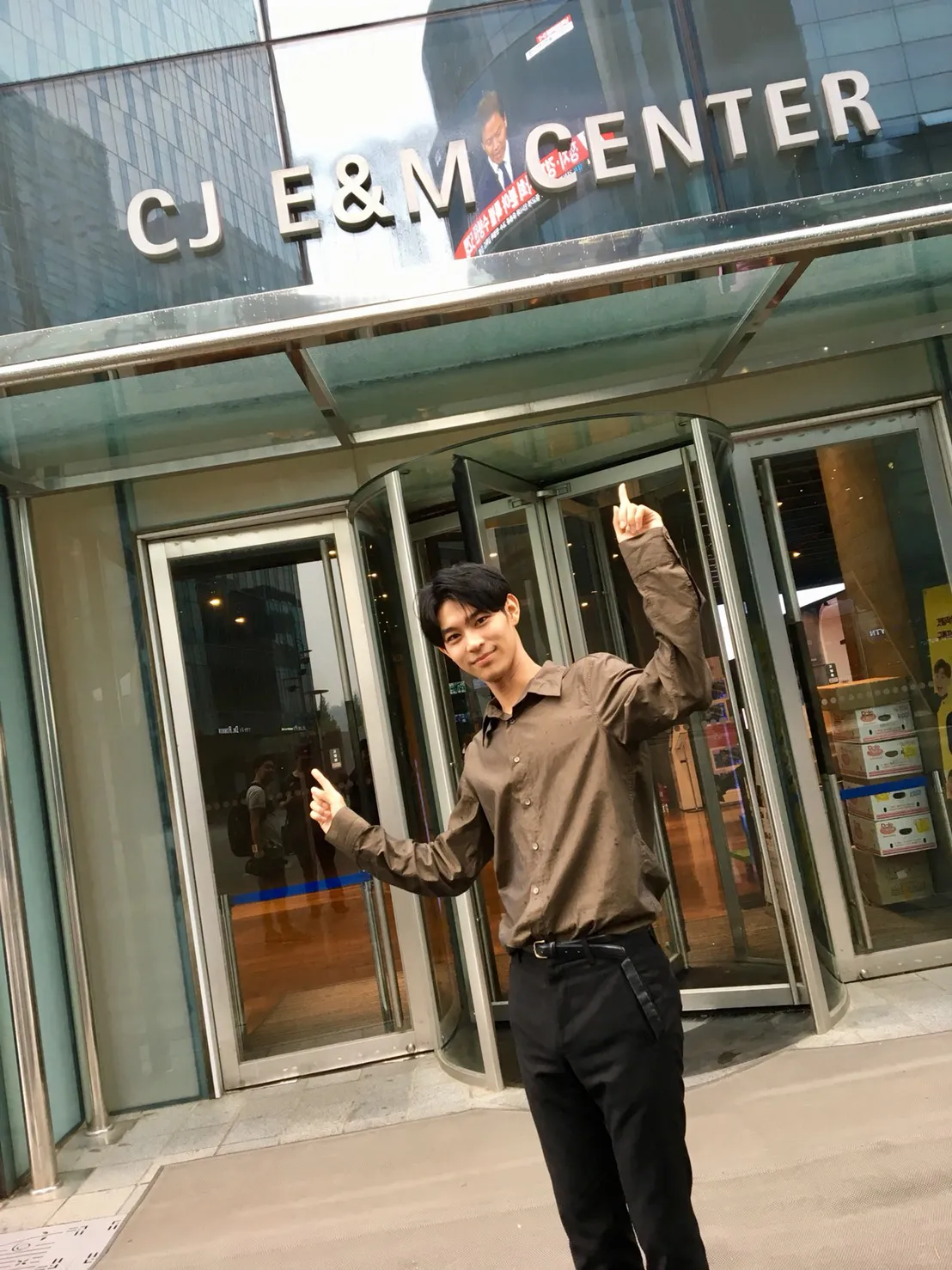 韓国の芸能事務所が集まる街「チョンダムドン」をぶらり