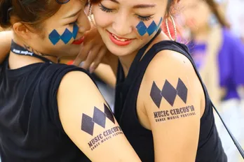 PUFFY、STU48らがビーチで熱唱!関西最大級の音楽フェス「MUSIC CIRCUS’18」