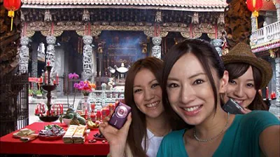 北川景子が、女子3人旅をコンパクトデジタルカメラで撮影した新CMに出演