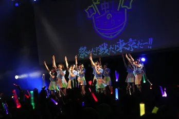 虹コンが全国ツアー初日にベストアルバム収録曲をカウントダウン形式で発表