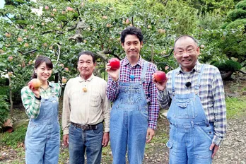 大泉洋がリンゴの甘みと酸味が引き出された絶品料理を堪能!