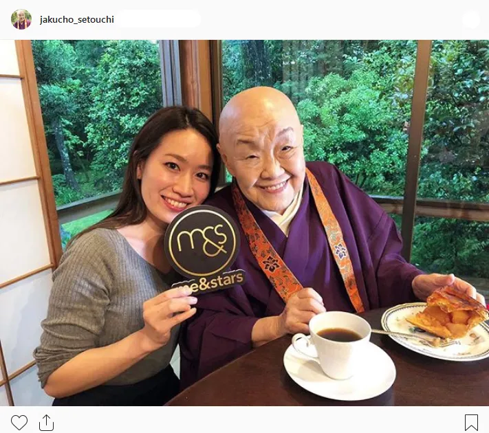 【写真を見る】さんまも大のお気に入り！寂聴の秘書・瀬尾まなほさん