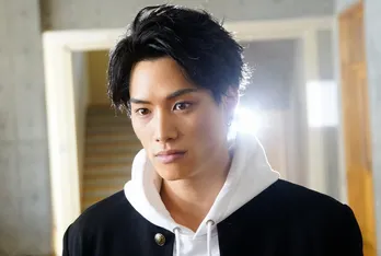 ”ダンス王子”吉野北人が本格登場! 鈴木伸之と殴り合いに!?<PRINCE OF LEGEND>