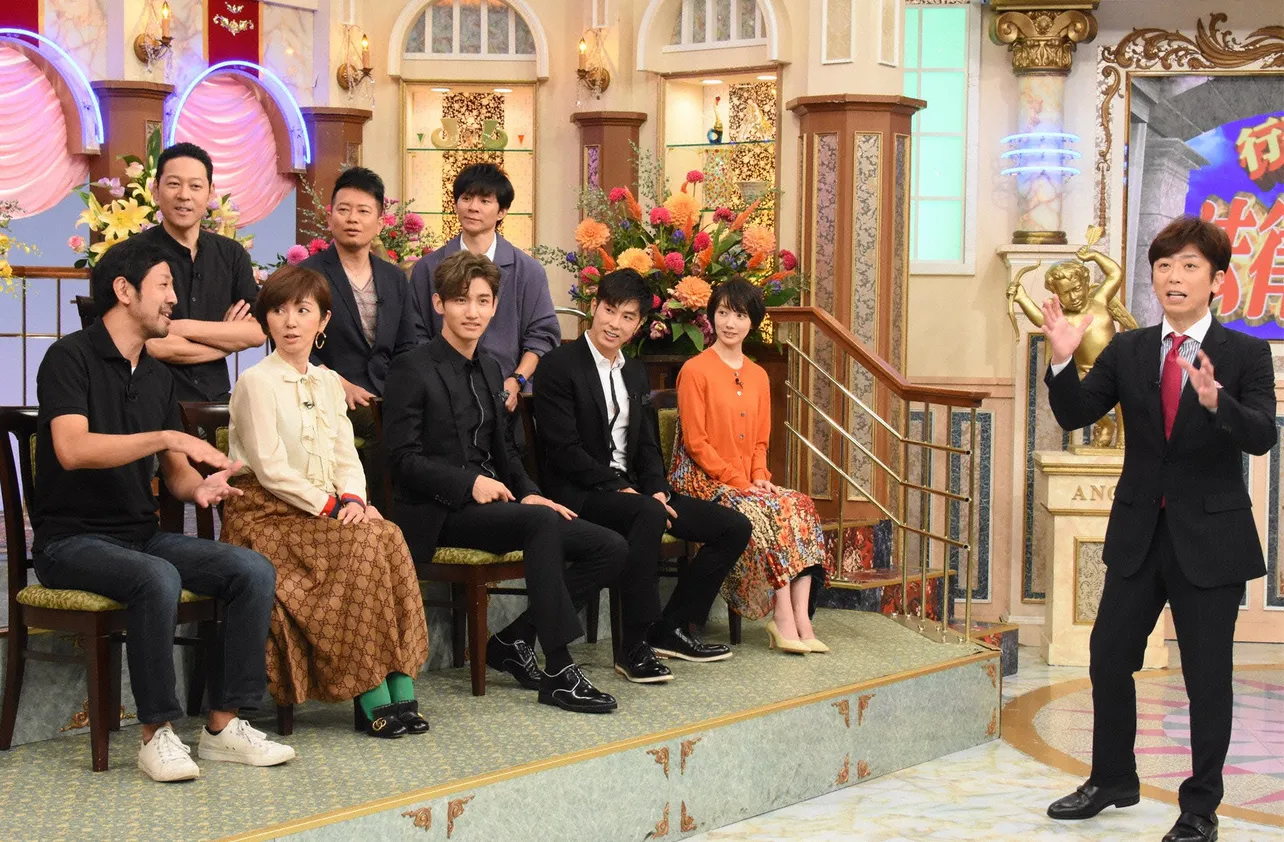 10月28日(日)放送の「行列のできる法律相談所」のゲストは濱津隆之、渡辺満里奈、東方神起、波瑠(写真前列左から)
