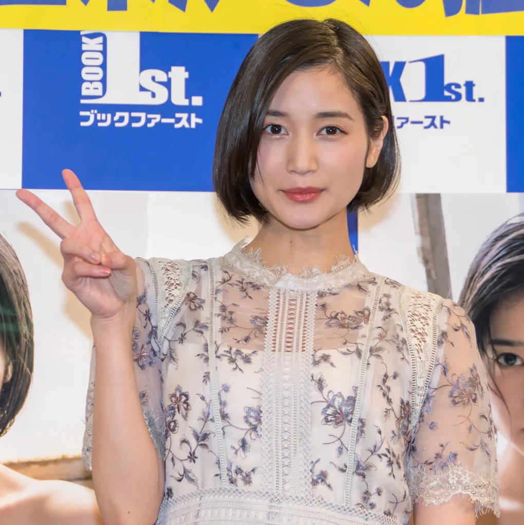 出口亜梨沙ファースト写真集発売イベントより厳選カットほか解禁【グラビア】 | WEBザテレビジョン