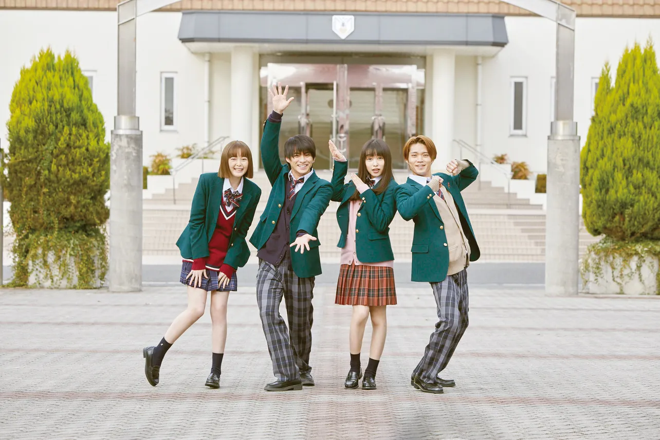 映画「ういらぶ。」に出演する玉城ティナ、平野紫耀、桜井日奈子、磯村勇斗(写真左から)