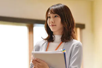 新垣結衣、ついに田中圭の“元カノ”と対決!「出て行くつもり…ありますか?」<獣になれない私たち>