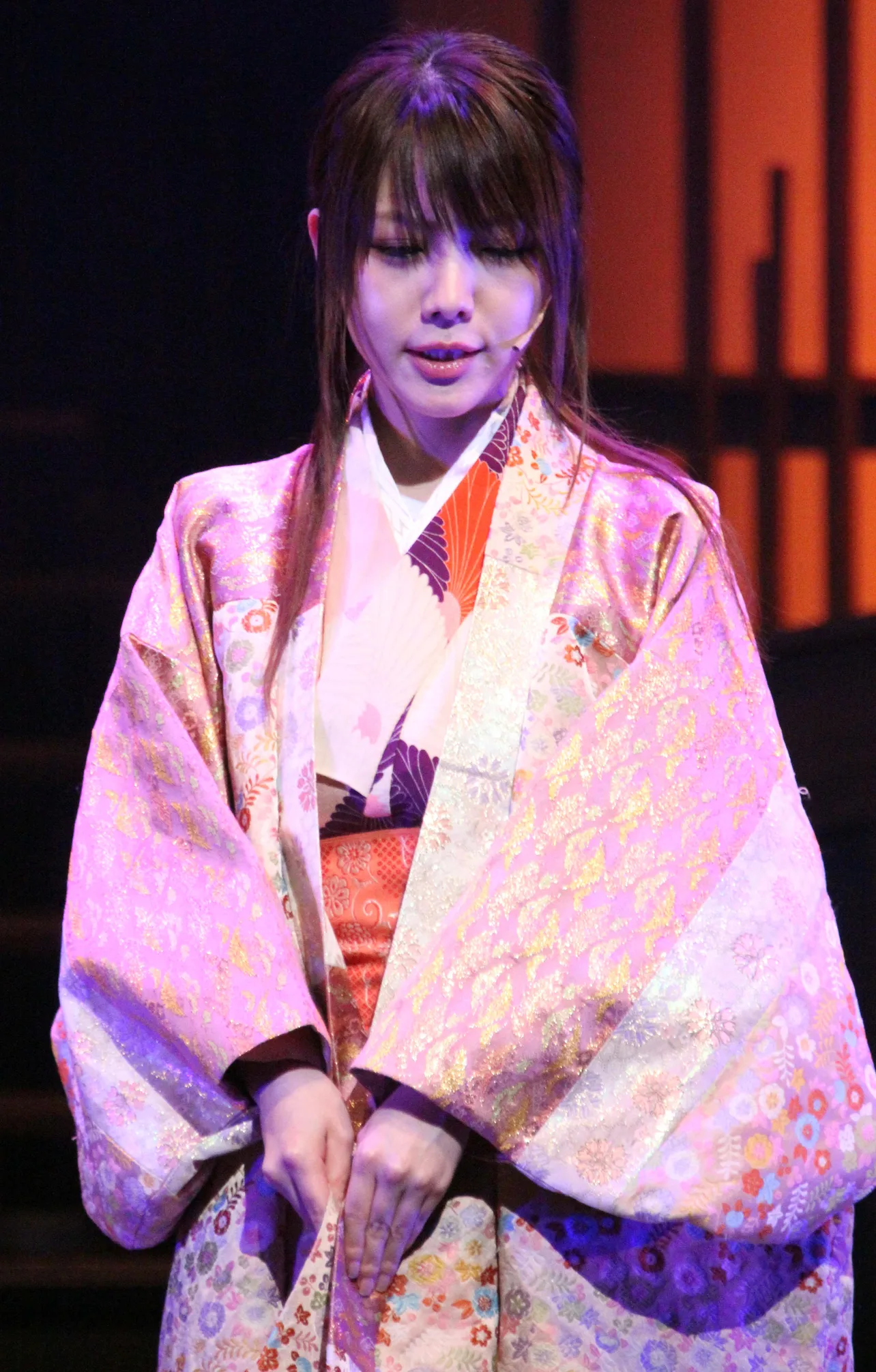 つんく♂もエール！田中れいな、歌の表現力で魅せた舞台「信長の野望