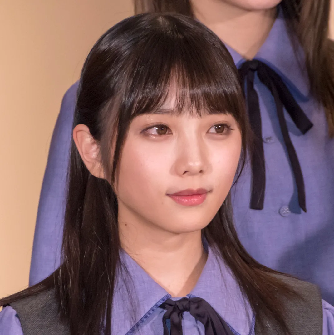 ザンビ 乃木坂46 与田祐希 サイン入り 衣装生地付カード