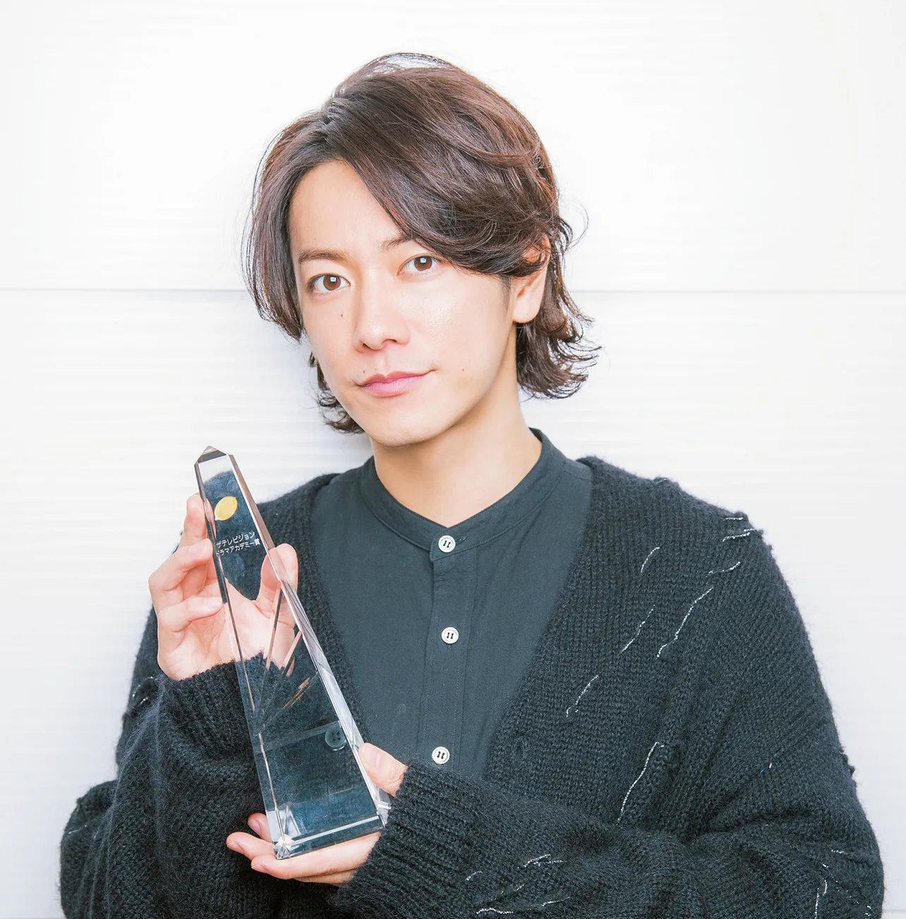 助演男優賞は連続テレビ小説「半分、青い。」(NHK総合)に出演した佐藤健が受賞