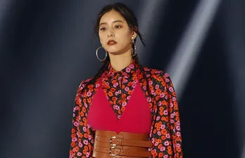 新木優子、神々しい“美背中”ショットに絶賛の嵐!「綺麗すぎて目が覚めた!!」