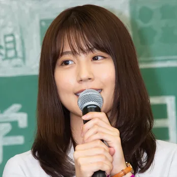 有村架純&岡田健史“3年越しの再会”にファン感涙!「やっと会えたね…」<中学聖日記>