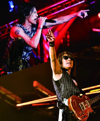 テレビ史上初！ B’zのライブをWOWOWが独占放送