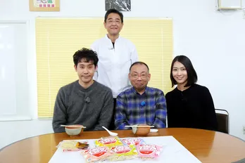 大泉洋が学校給食で食べたあのメニューを堪能! 昔と変わらぬその味は…