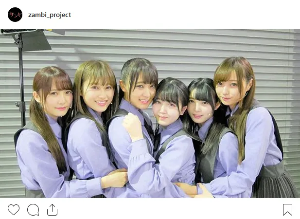 TEAM BLUEから加藤史帆、守屋茜、菅井友香、久保史緒里、柿崎芽実、梅澤美波