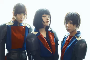 BiSH、怒涛の2018年と新曲を語る「6人がギリギリで支え合い戦っている」