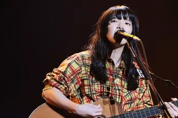 あいみょん“横浜アリーナデビュー”で緊張!?「ずっとそわそわ」＜バズリズムLIVE＞