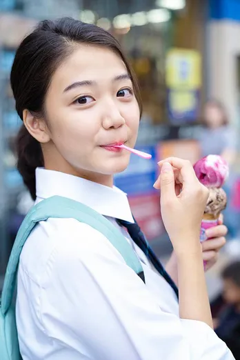 身長173cm夢乃、圧倒的スタイルで2019年大注目