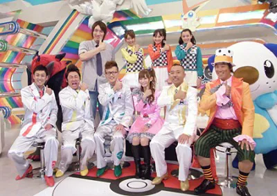 新番組「ポケモンスマッシュ！」に出演するロバート、中川翔子、TIMら（写真前列左から）