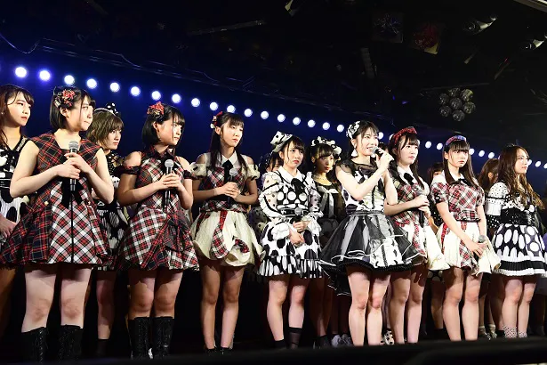 「AKB48劇場13周年特別記念公演」の様子(15)