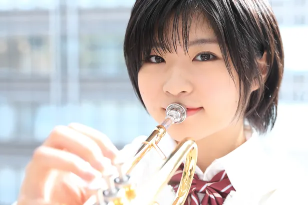 ●加賀楓（かが・かえで）＝1999年11月30日生まれ、19歳。東京都出身。A型。学生時代は吹奏楽部ではトランペットを担当。