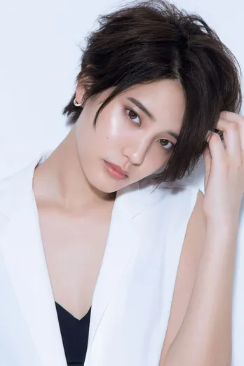 ハリウッド進出の山崎紘菜、ミラ・ジョボビッチから太鼓判！