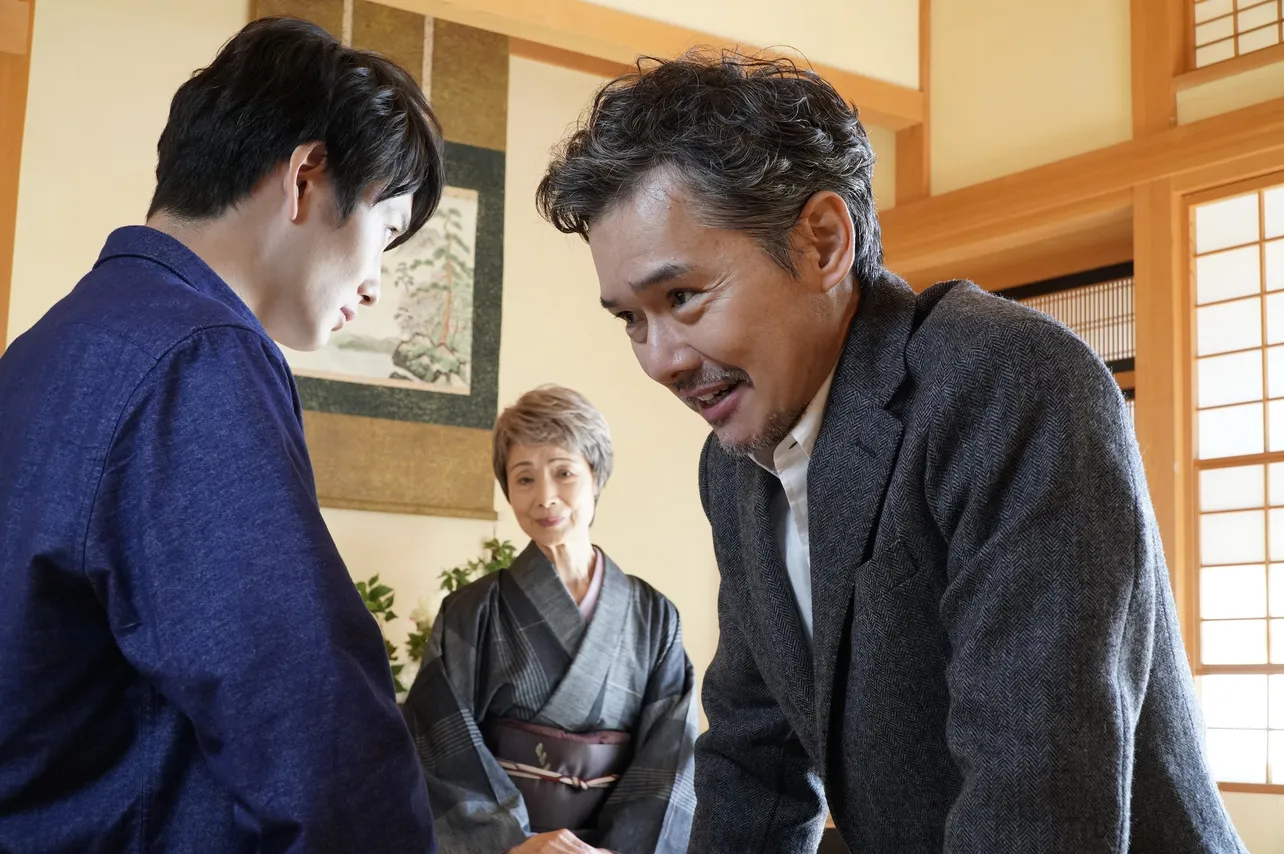 【写真を見る】岡田も「ドラマを締めてくださった」と語る渡部篤郎の熱演が見もの