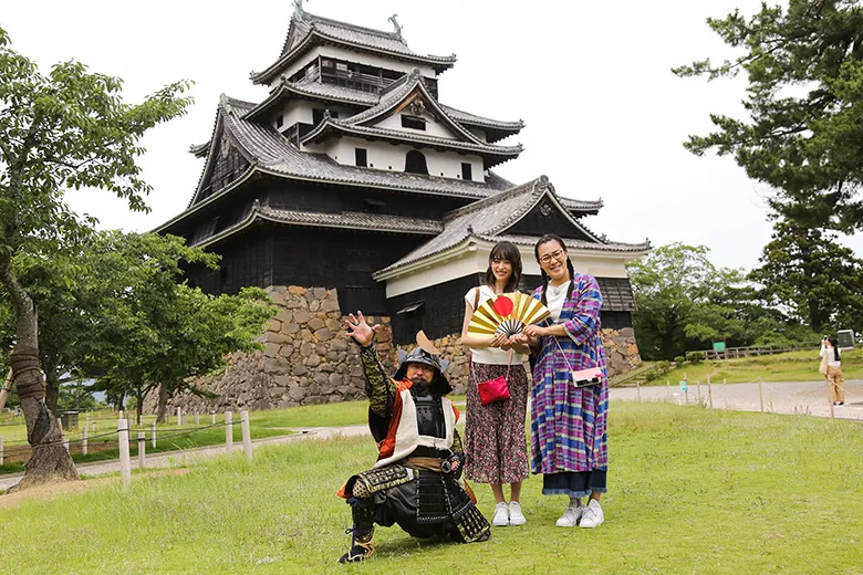 松江城博士に案内してもらって国宝の松江城へ！